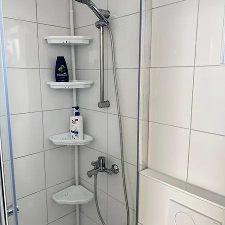 Apartment Haus In Mittelfeld *